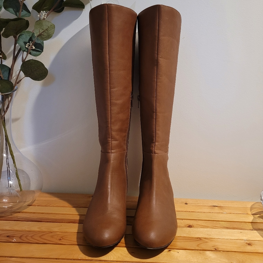 Jessica Simpson brown long boots